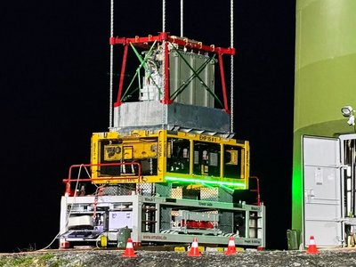Hubplattform mit der MCflex an Bord